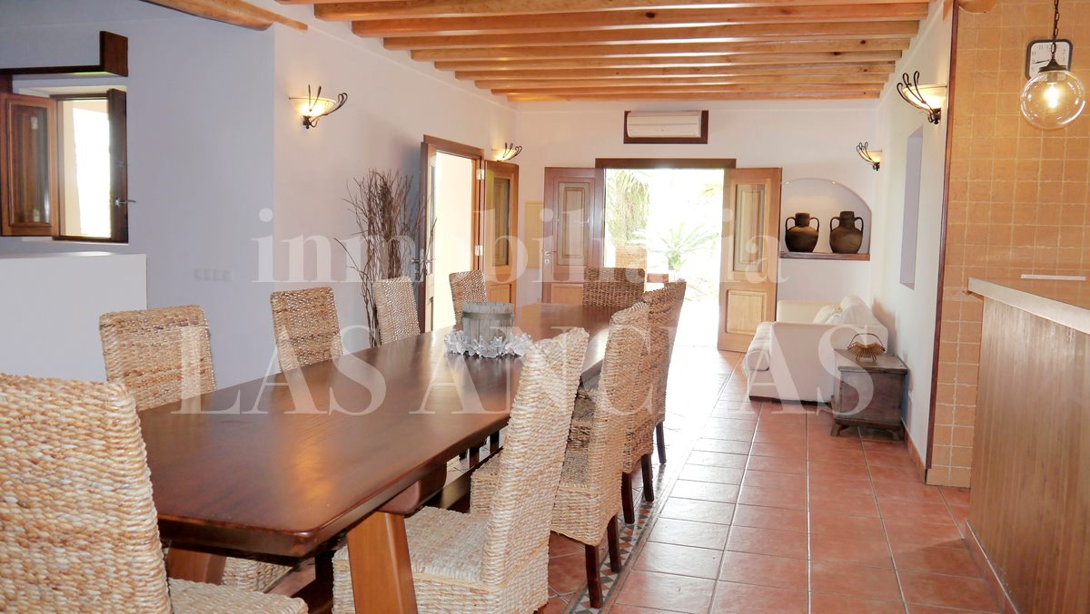 Ibiza Santa Gertrudis - ¡Licencia turística! Casa de campo en entorno muy tranquilo en venta