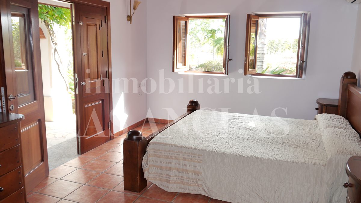 Ibiza Santa Gertrudis - ¡Licencia turística! Casa de campo en entorno muy tranquilo en venta