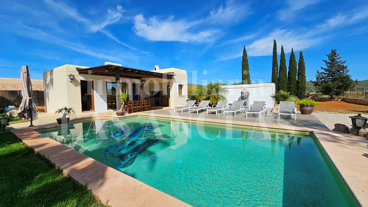 country house in Santa Gertrudis Ibiza te koop