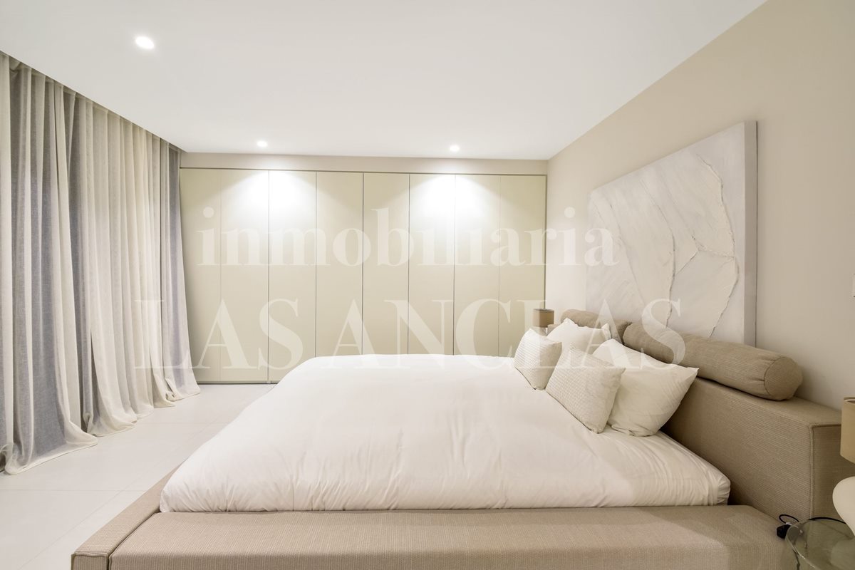 flat at ground floor in Talamanca Ibiza in vendita