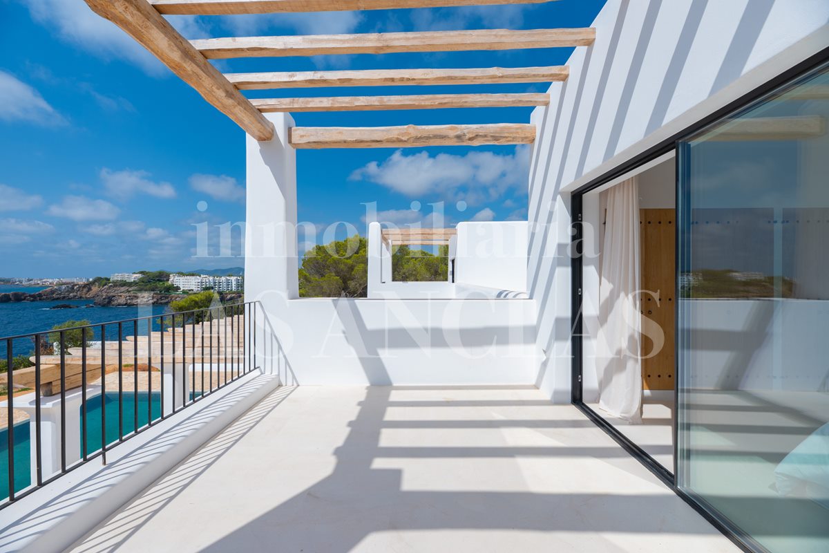 new built luxury villa in San Carlos Ibiza à vendre