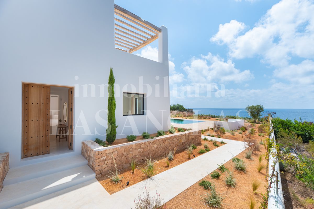 new built luxury villa in San Carlos Ibiza à vendre