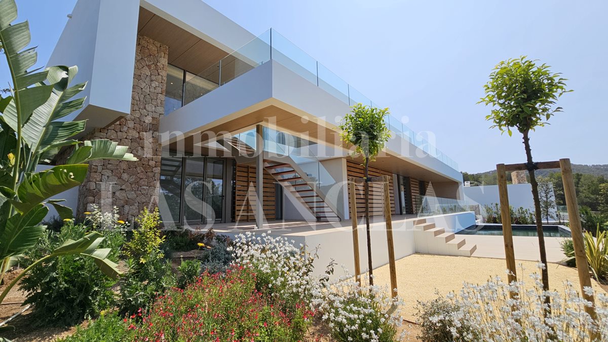 Ibiza Jesús - Brand new contemporary design villa in gated community in vendita