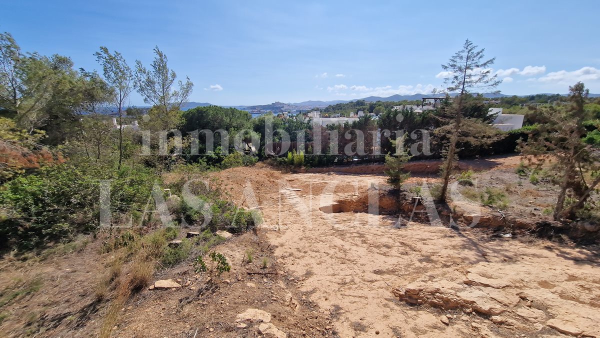 Ibiza Can Pep Simó - Last building land with license granted and views to the sea and Dalt Vila for sale