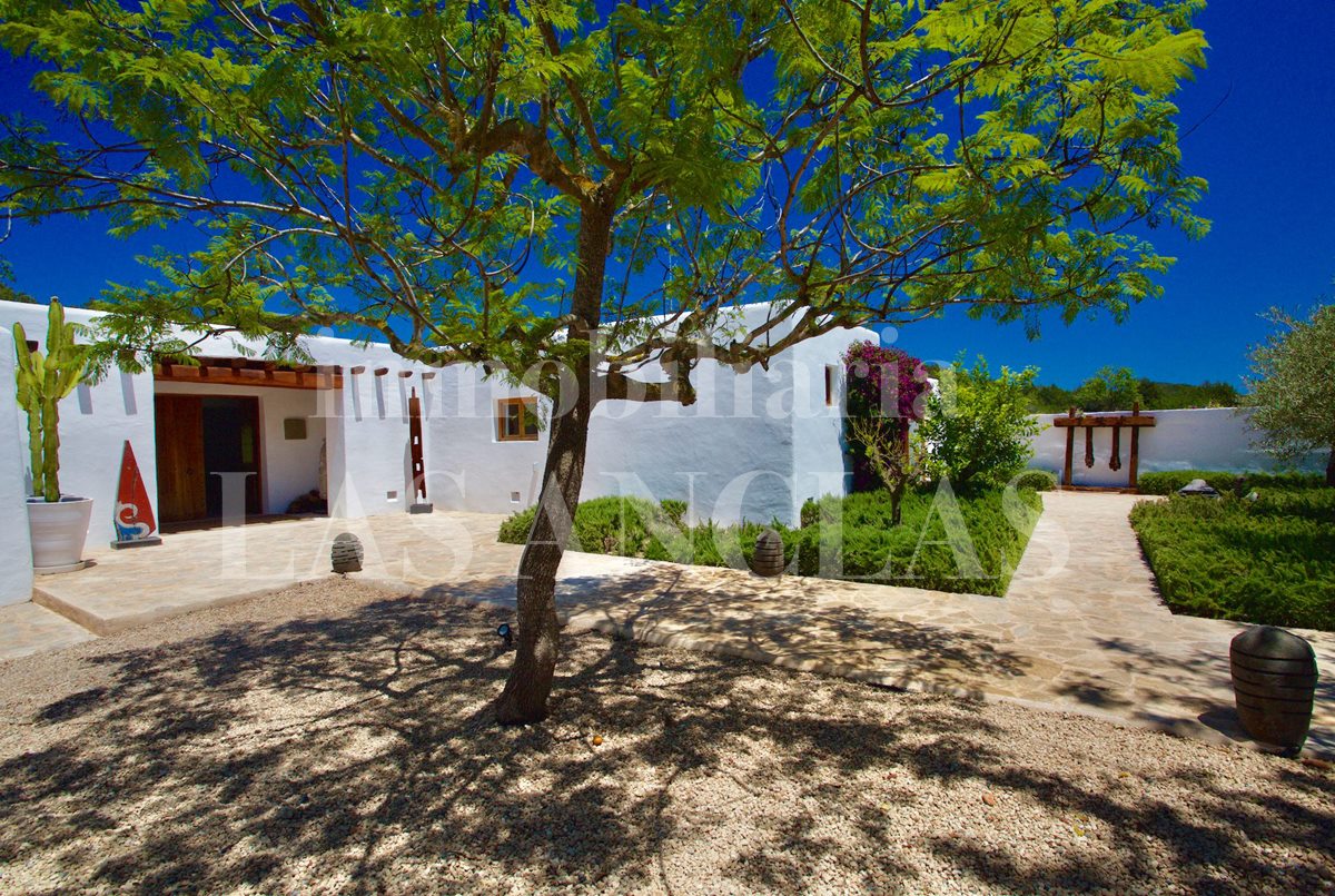 Ibiza Santa Gertrudis - Fabulosa finca Blakstad con licencia de alquiler en el corazón de la isla en venta