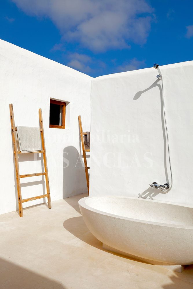authentic finca mansion in Santa Gertrudis Ibiza à vendre