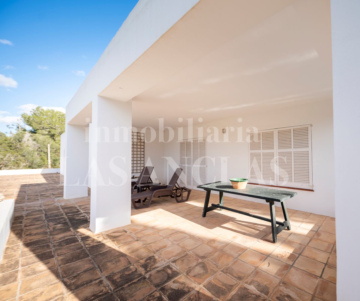villa de campo / finca entre Ibiza y Sta. Eulalia en venta