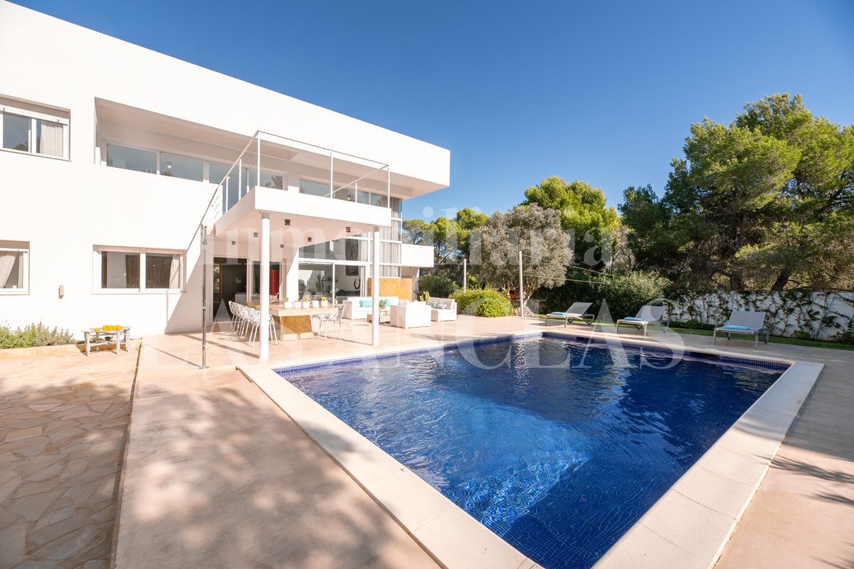 Ibiza west coast - Modern villa with tourist licence and fantastic views to Es Vedrá for sale