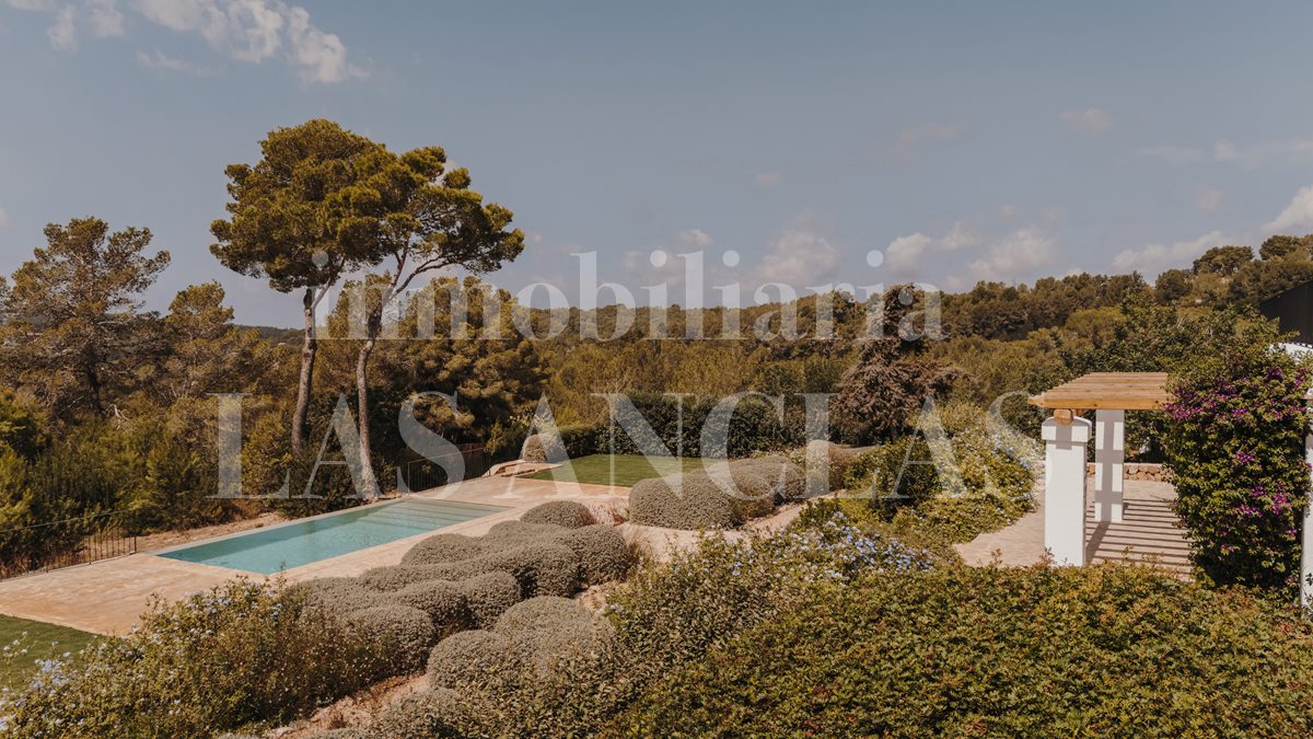 Ibiza Santa Gertrudis - Wonderful renovated farmhouse by Blakstad surrounded by olive and fruit trees for sale