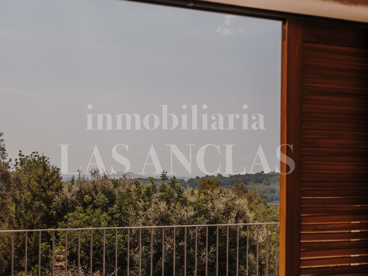 authentic finca mansion in Santa Gertrudis Ibiza for sale