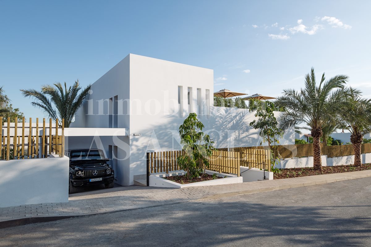 Luxusvilla an der Westküste Ibiza im Verkauf