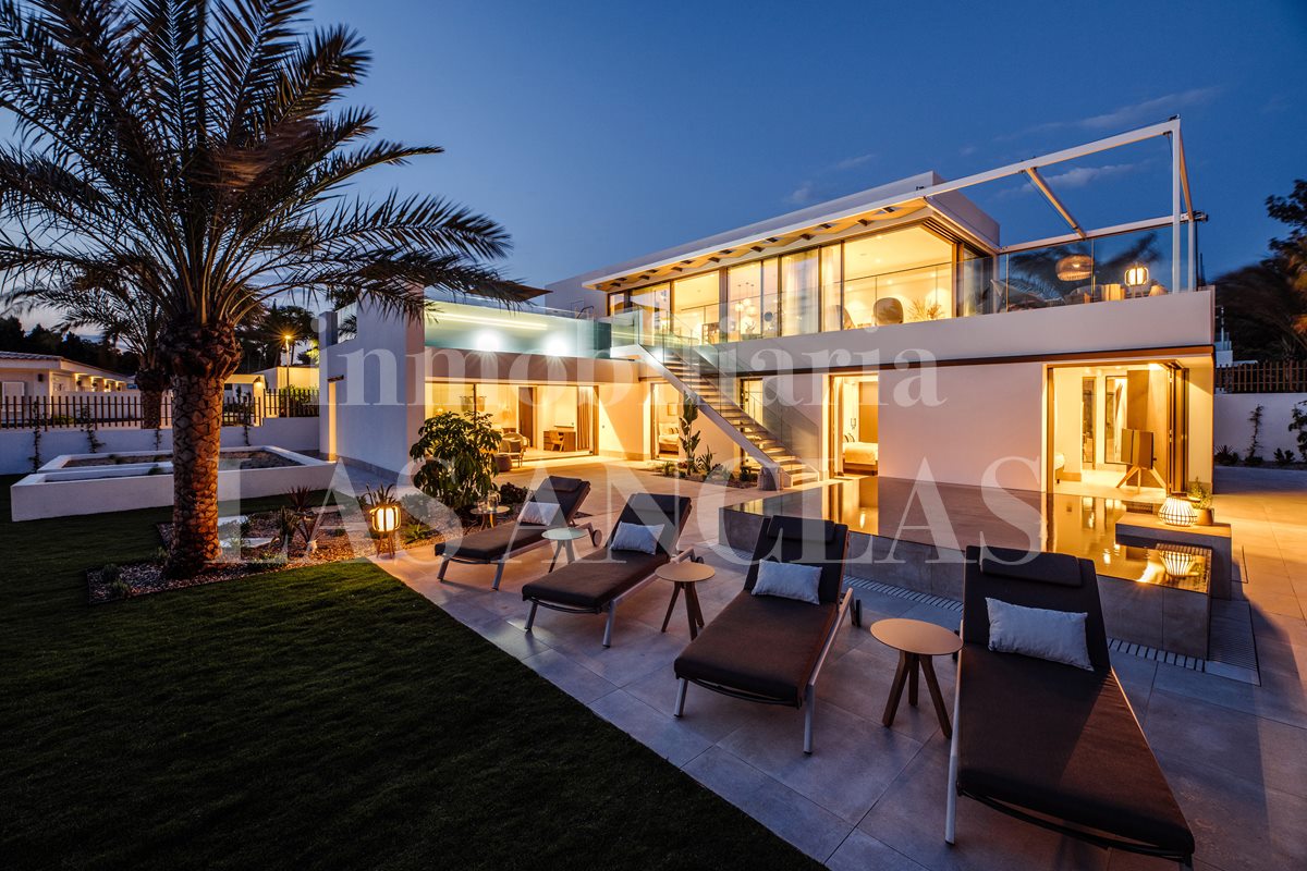 Luxusvilla an der Westküste Ibiza im Verkauf