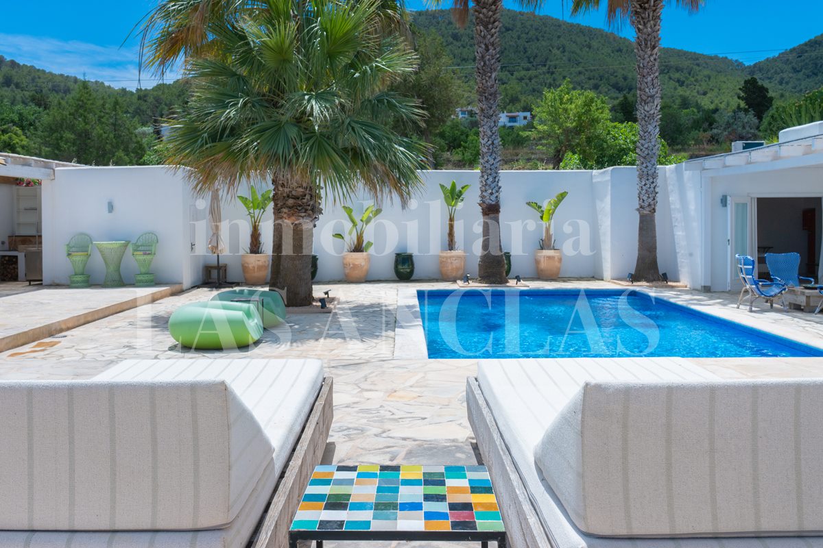 Ibiza San José - Renovated house with plenty of space for guests and outdoor living till salu