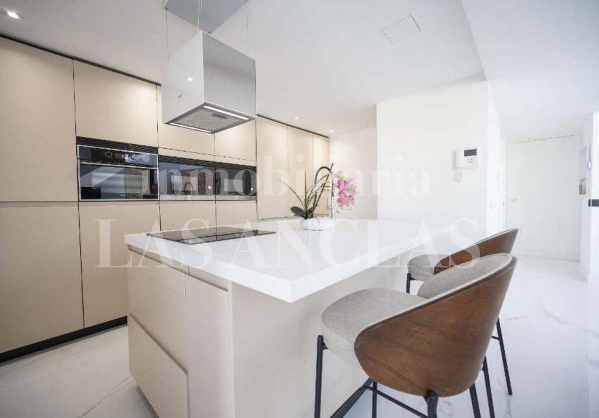 penthouse flat in Illa Plana Ibiza for sale