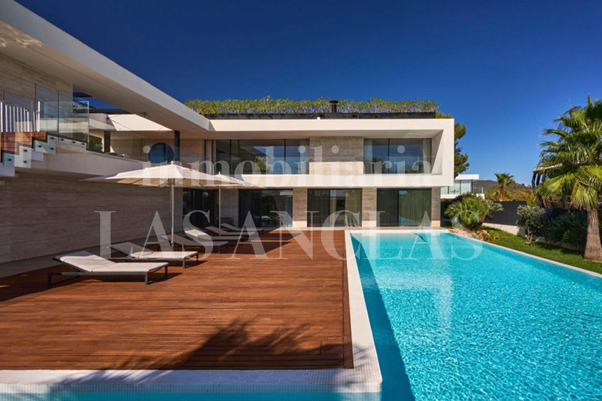 Ibiza Es Cubells - Brand new residence offering elegance and comfort with sea views for sale
