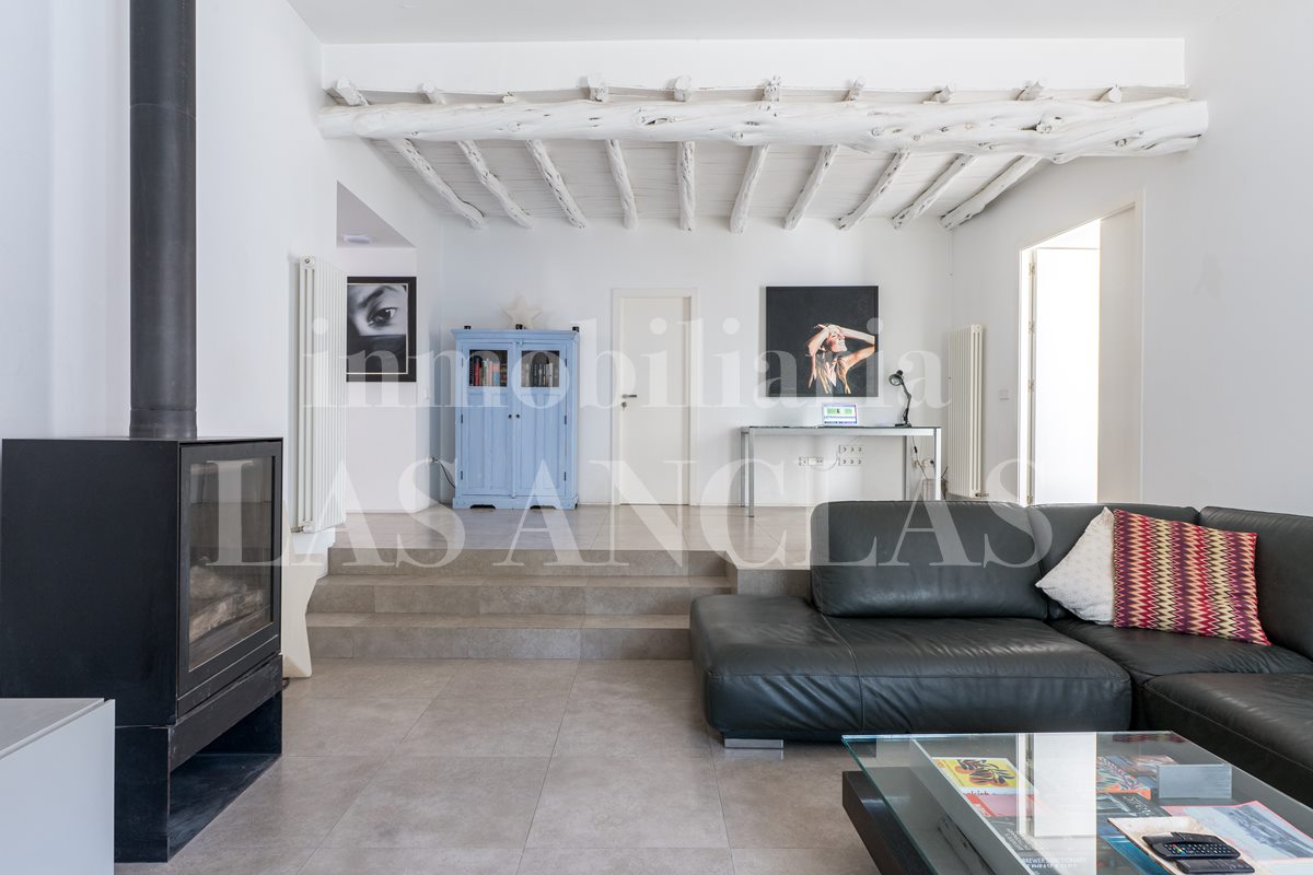 Ibiza Santa Eulalia - Private resort surronded by nature with rental license for 12 people till salu
