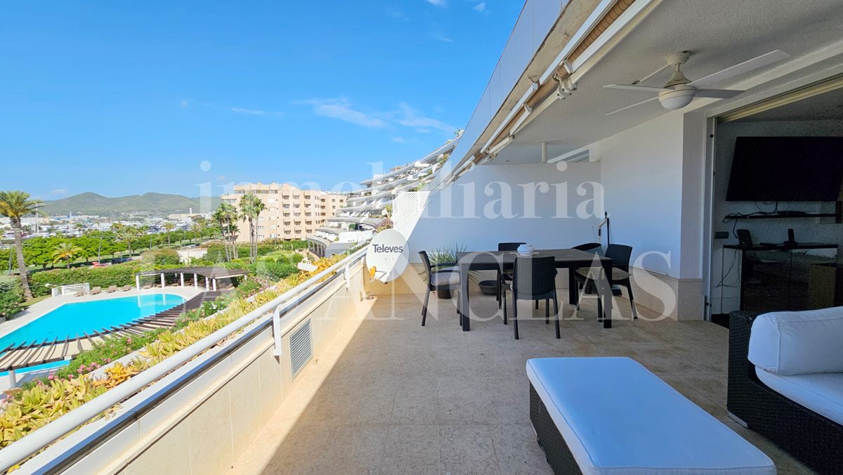Ibiza Marina Botafoch - Frontline Harbour! Prestigious apartment with unrivalled old town and sea views te koop