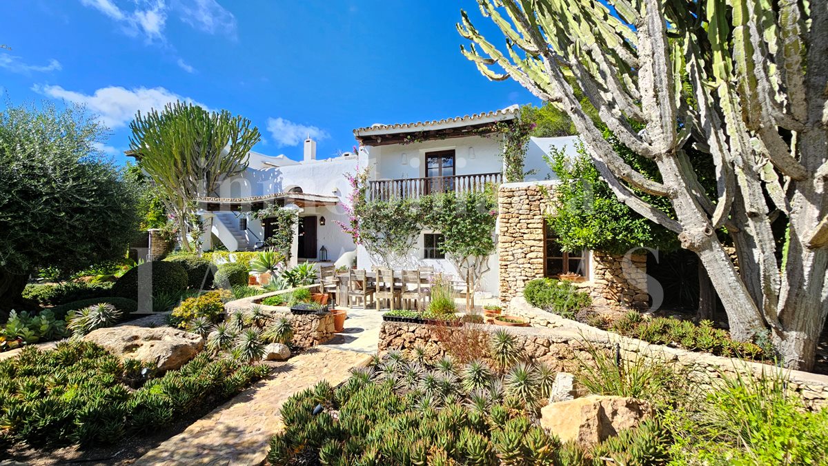 authentic finca mansion in San José Ibiza for sale