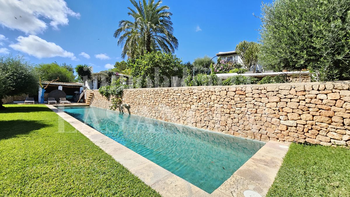 Ibiza San José - Unique, stunningly beautiful luxury finca estate with 2 pools and sea views for sale