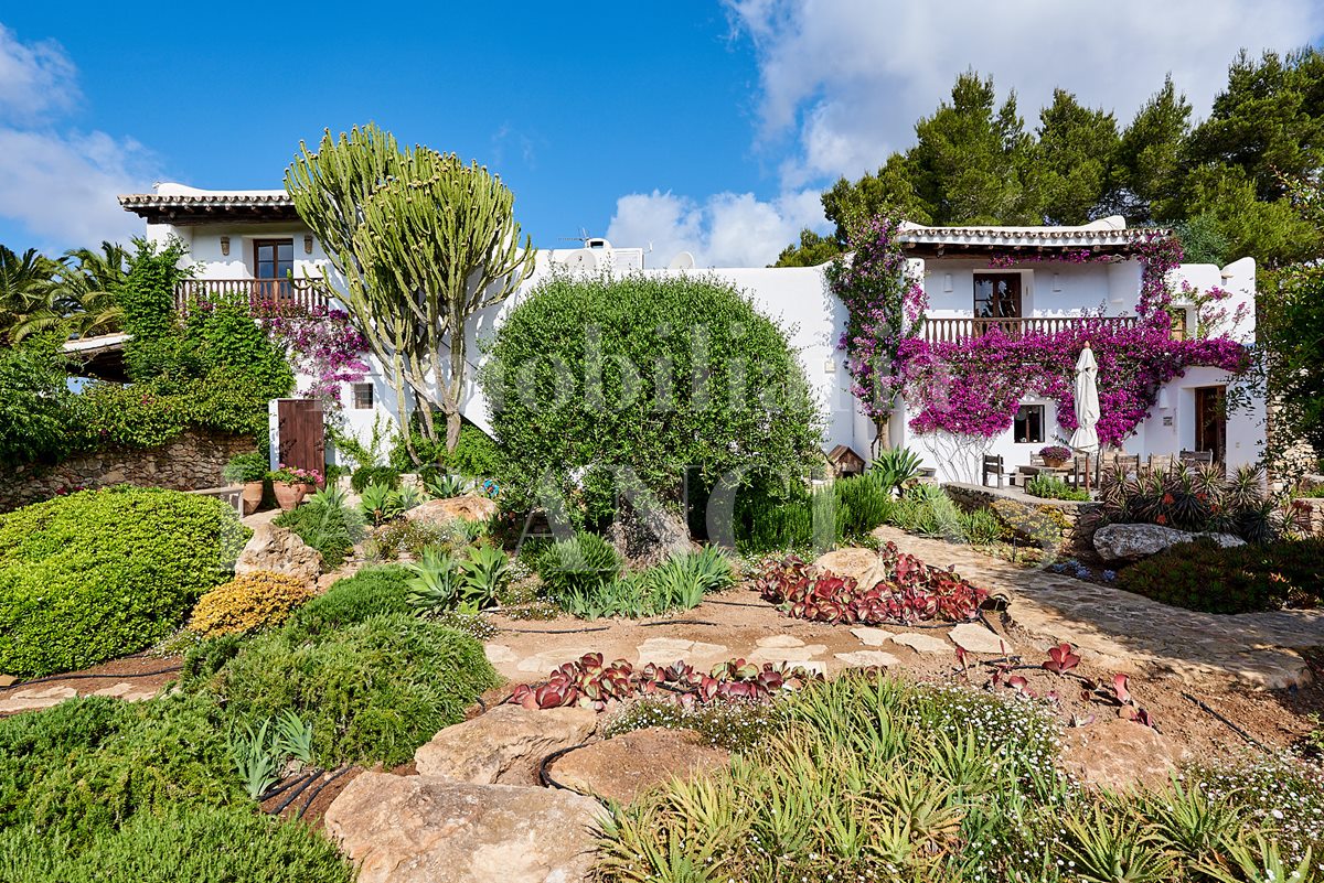 Ibiza San José - Hermosa finca de lujo única y exclusiva con 2 piscinas y vistas al mar en venta