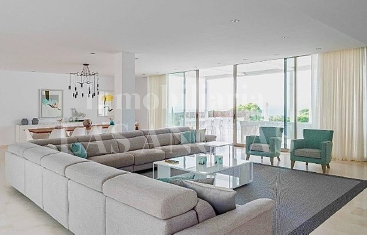 Ibiza Talamanca - Lujosa villa moderna a estrenar con impresionantes vistas panoramicas al mar en venta