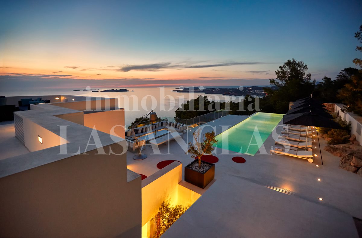 Luxusvilla Westküste Ibiza im Verkauf