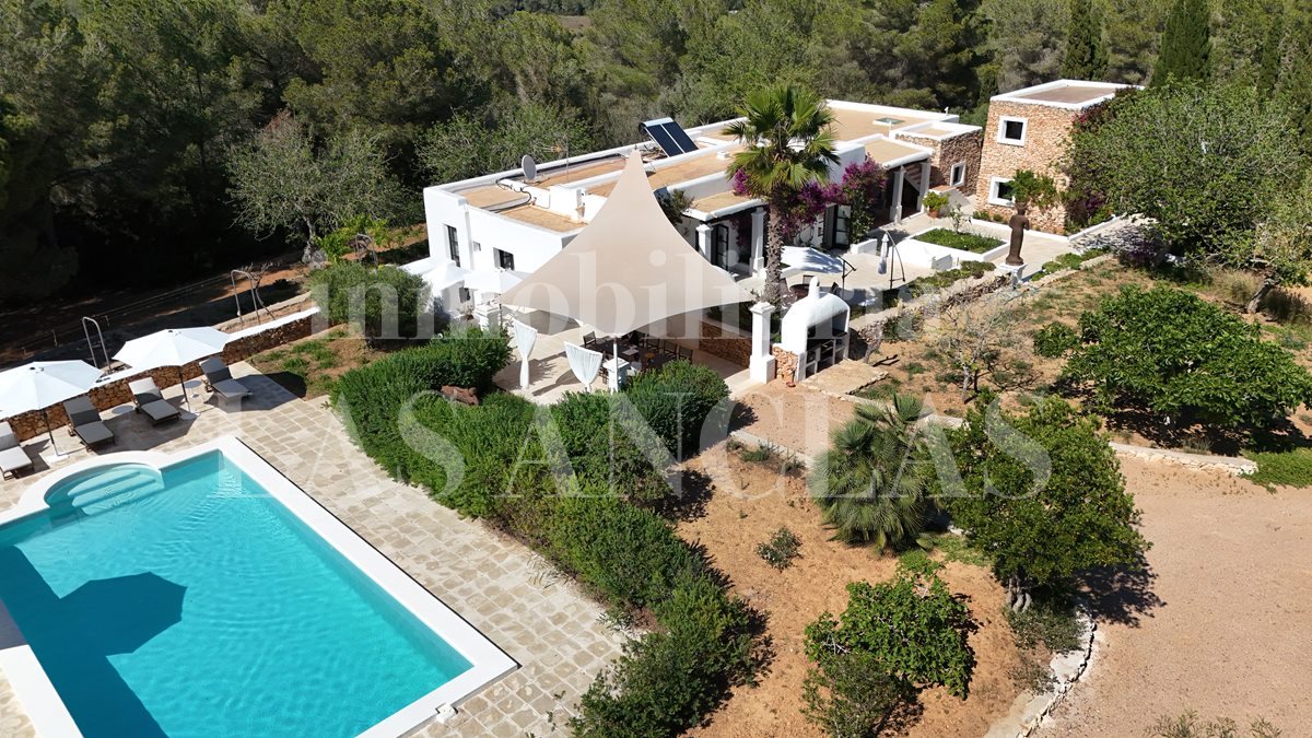 casa payesa en Santa Eulalia Ibiza en venta
