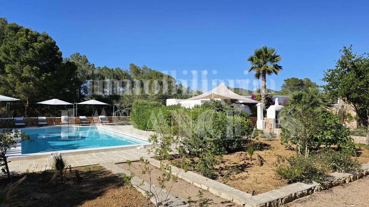 Finca / Bauernhaus in Santa Eulalia Ibiza im Verkauf