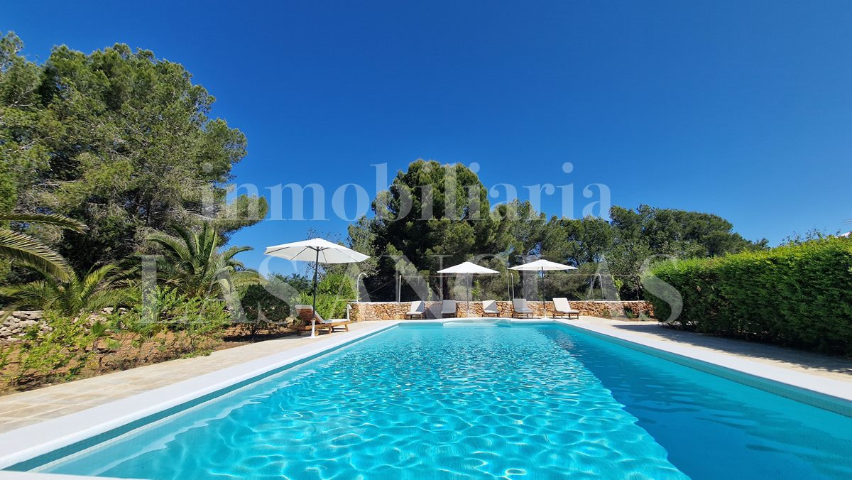 Ibiza Santa Eulalia - Majestic ibizan country house with tourist licence and guest house for sale