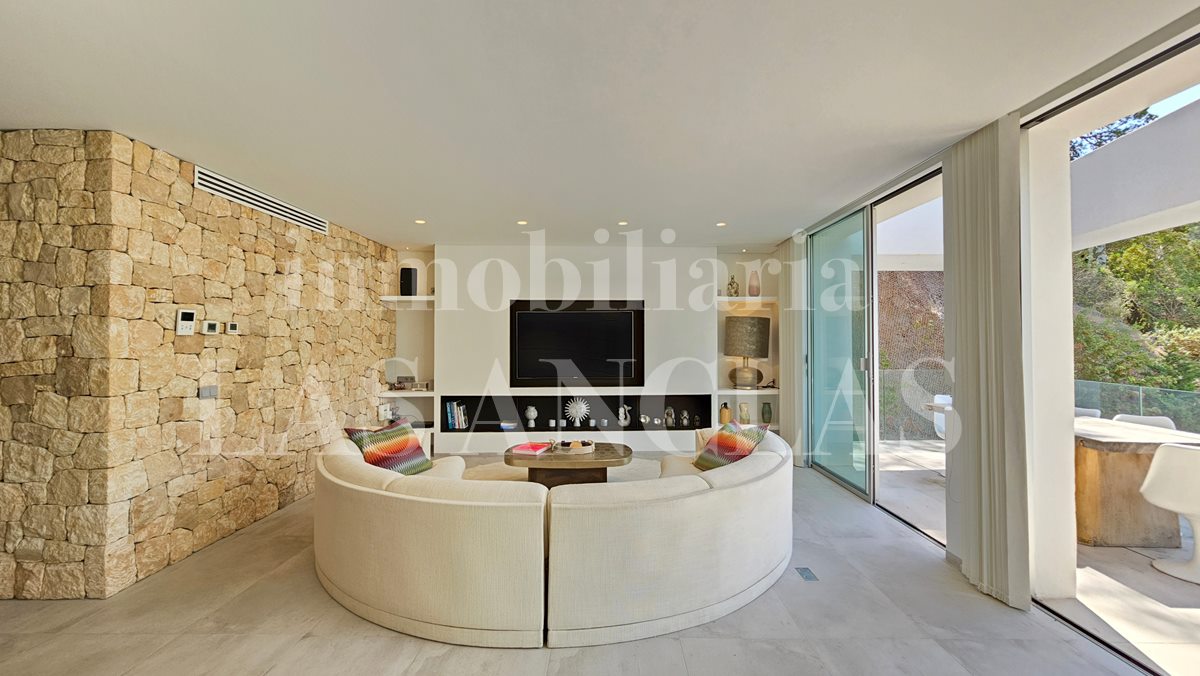 luxury villa on the East Coast Ibiza te koop