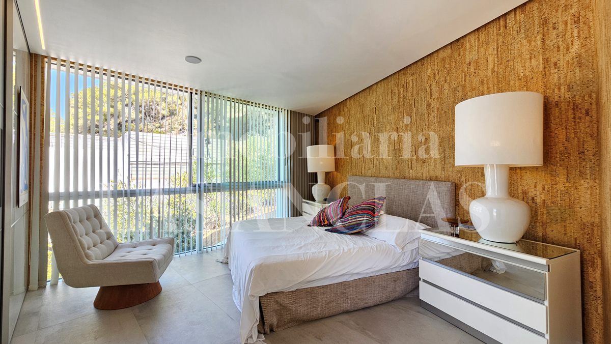 Ibiza costa este - Villa de arquitectura moderna con muchos extras en venta