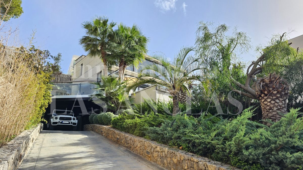 luxury villa in Talamanca Ibiza for sale