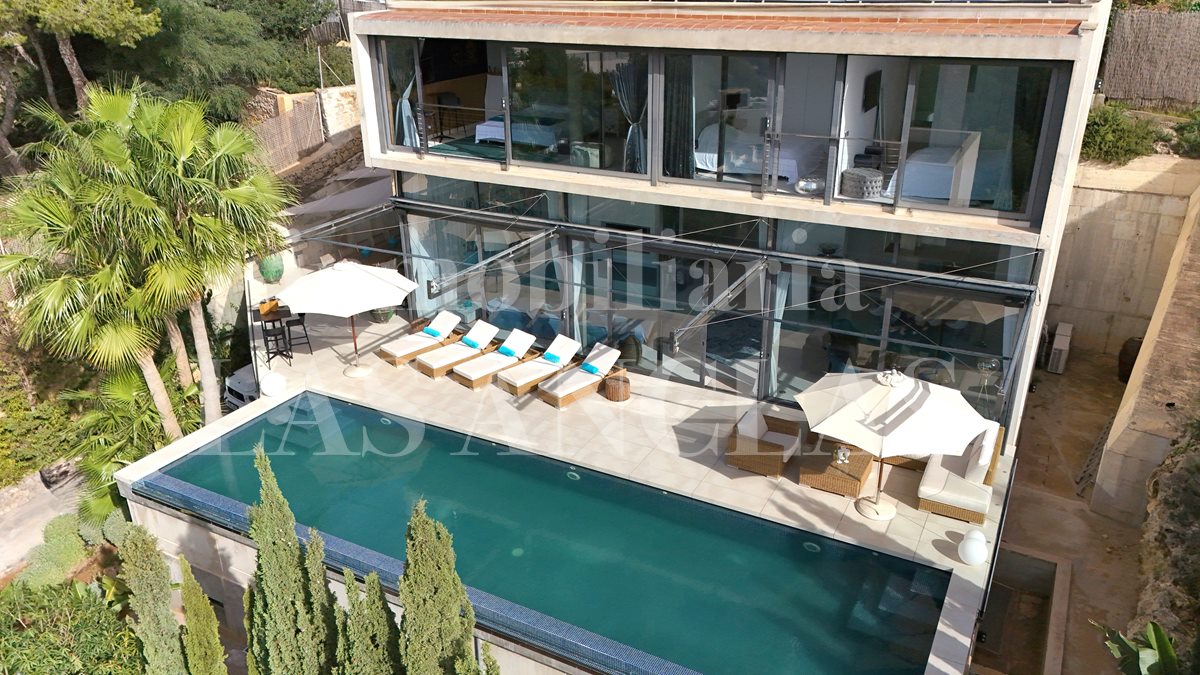 Ibiza Talamanca - Designer villa with elevator, 15m pool and views of the sea and Dalt Vila for sale