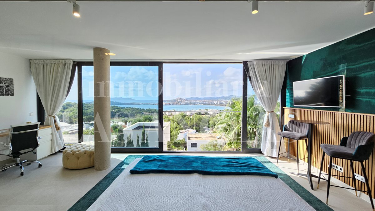 Ibiza Talamanca - Designer villa with elevator, 15m pool and views of the sea and Dalt Vila for sale