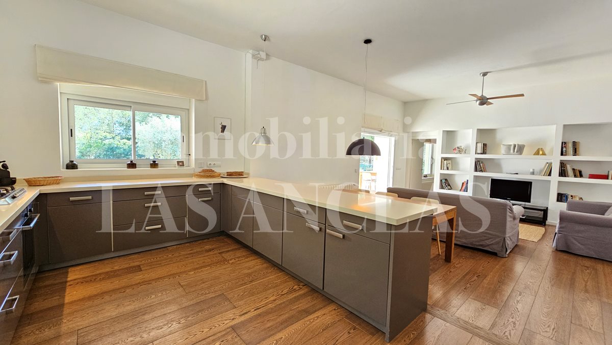 Ibiza Jesús - Sunlit one-storey villa with tourist rental license for sale