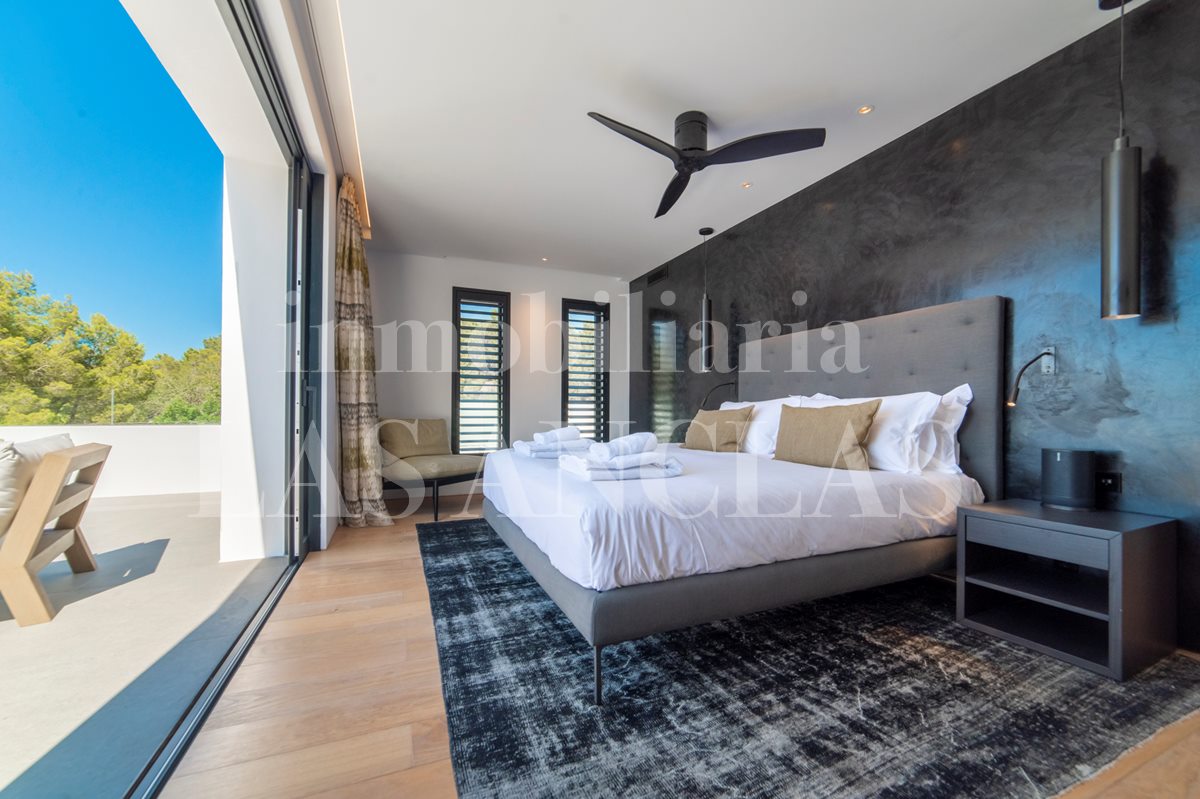 Ibiza San José - Villa de diseño contemporaneo con mucha privacidad y vistas al mar en venta