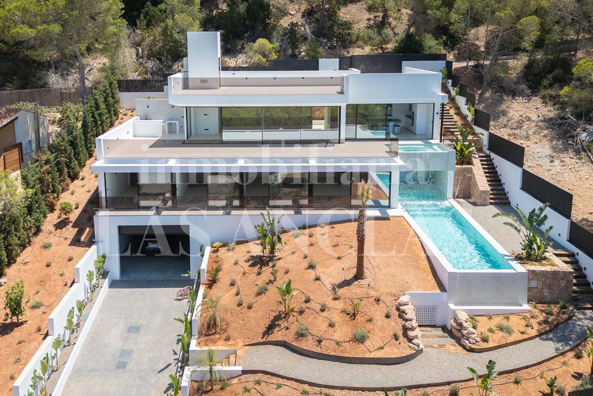 Ibiza west coast - Exclusive brand new villa with 2 swimming pools and views to the sea and the sunset for sale