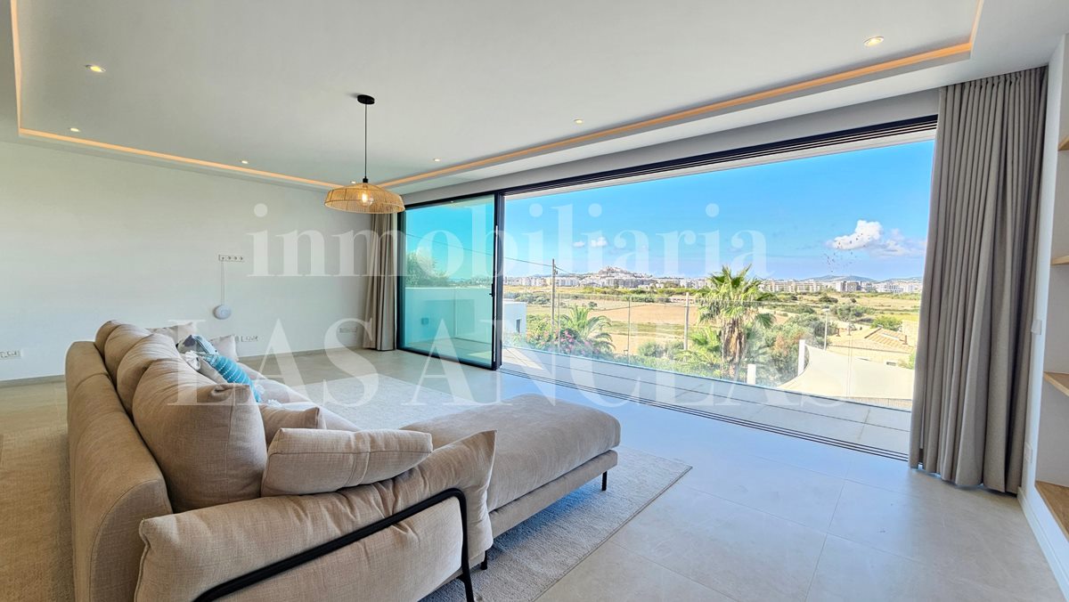 new built luxury villa in Talamanca Ibiza in vendita
