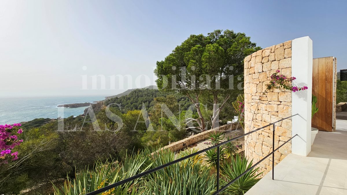 luxury villa near golf course Ibiza for sale