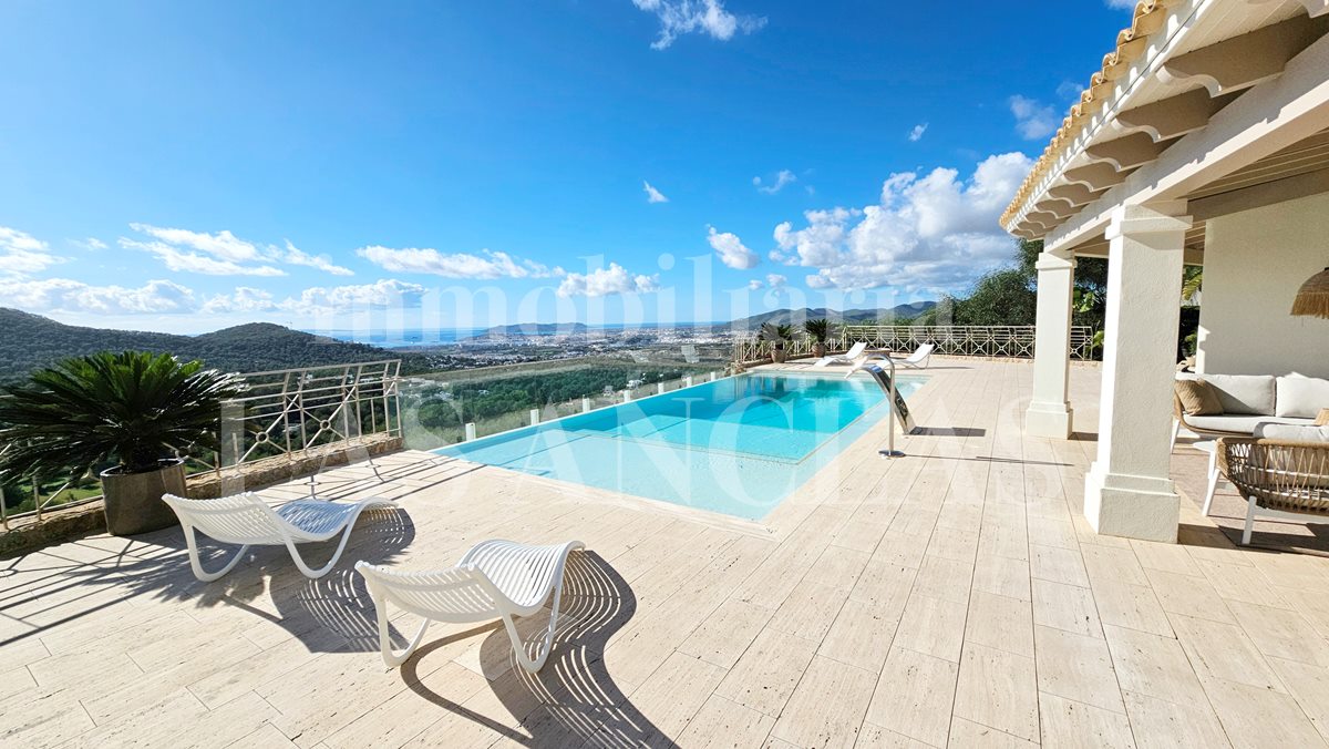 Ibiza Jesús - Spacious 9 bedroom luxury villa with awesome views to sea & Dalt Vila for sale