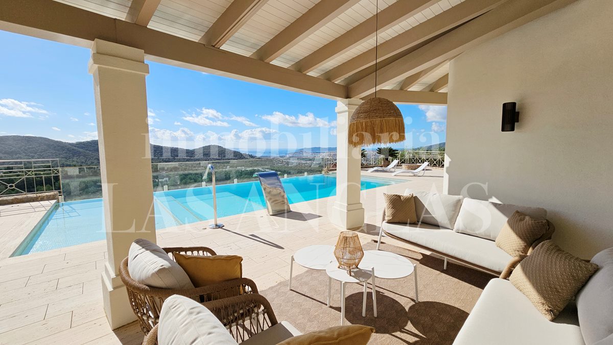 Ibiza Jesús - Spacious 9 bedroom luxury villa with awesome views to sea & Dalt Vila for sale