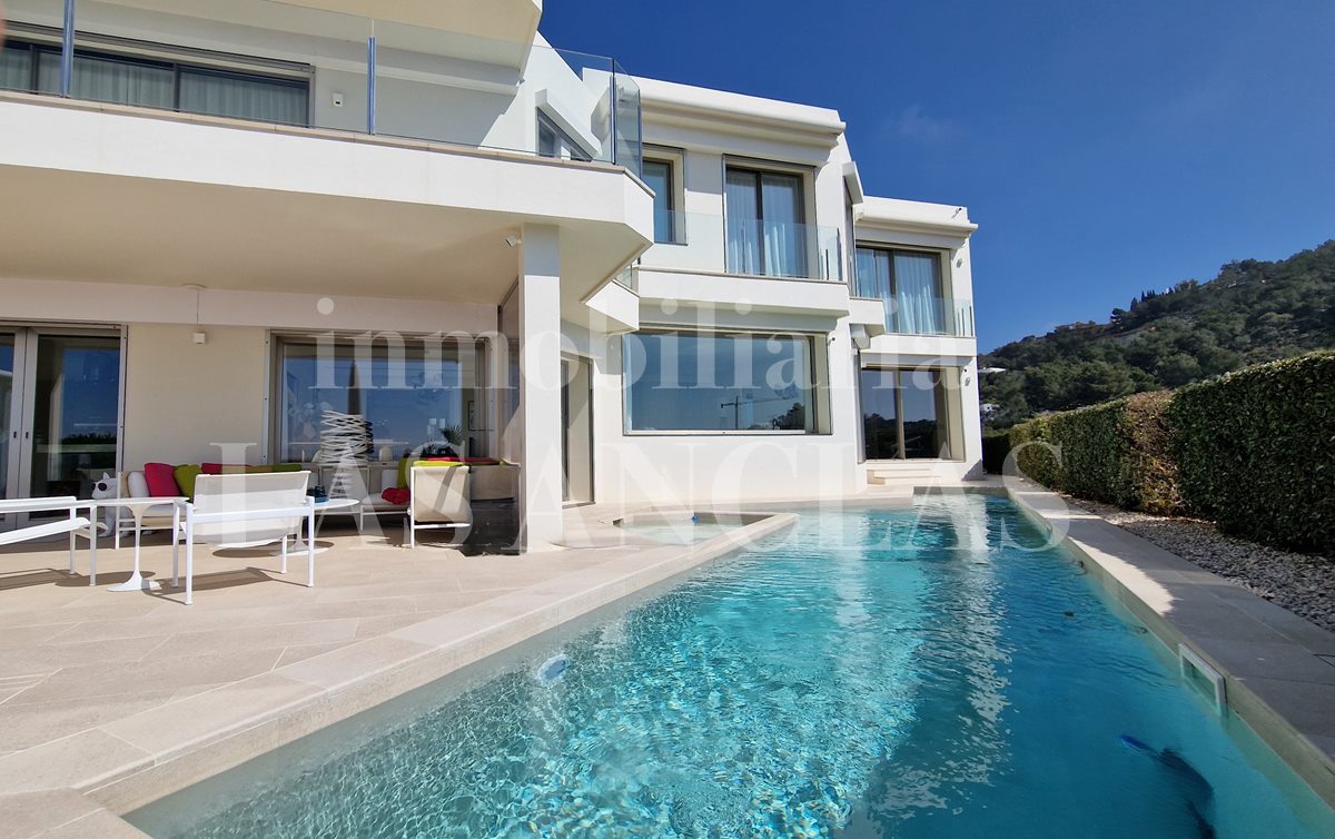 Ibiza Talamanca - Exceptionally luxurious villa with many extras and awesome sea views for sale