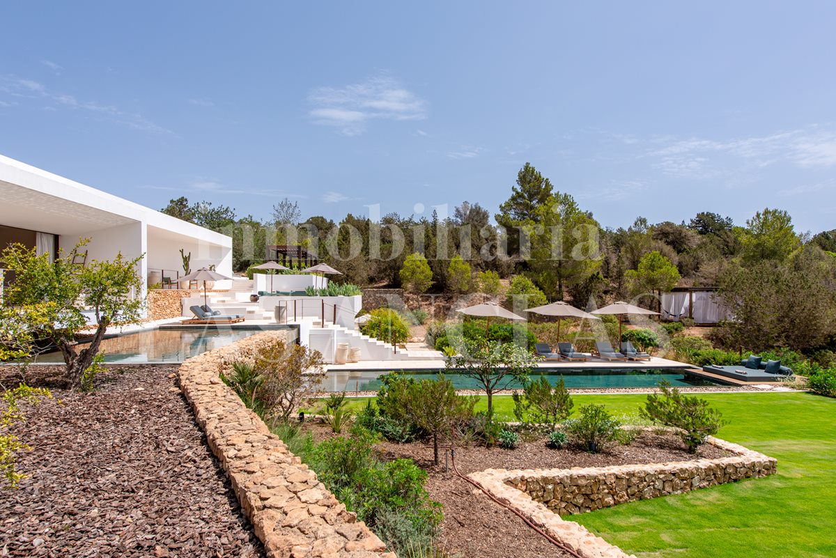 Ibiza Es Cubells - Sofisticada villa moderna con 2 piscinas y casa de invitados en zona muy cotizada en venta