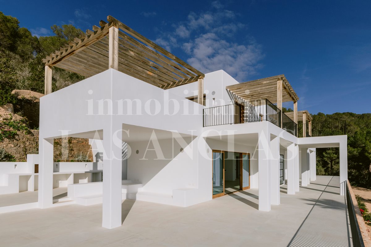 countryside villa / finca in San Carlos Ibiza for sale