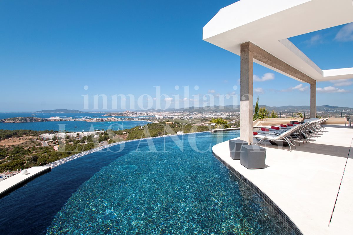 villa de lujo en Talamanca Ibiza en venta