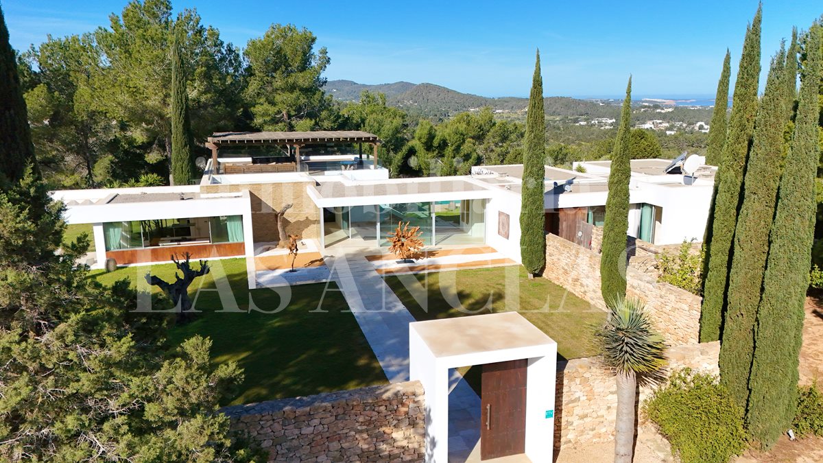 Ibiza San José - Impresionante villa de diseño de una planta con grandiosas vistas al mar y licencia turística en venta
