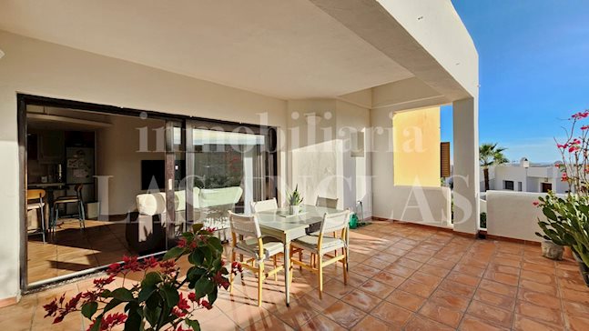 Ibiza Talamanca - Mooi appartement in een wooncomplex met gemeenschappelijk zwembad en een uitstekende ligging kopen