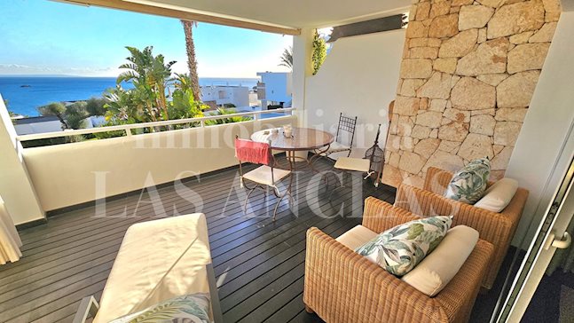 Ibiza Roca Llisa - Soleado piso estilo loft con terraza orientación sur y maravillosas vistas al mar para comprar