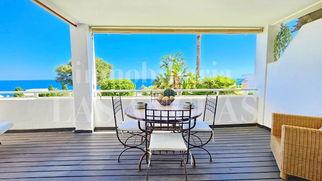 Ibiza Roca Llisa - Zonnig appartement in loftstijl met terras op het zuiden en prachtig uitzicht op zee kopen