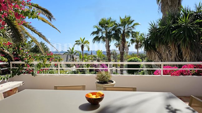 Ibiza Talamanca - Renovated Mediterranean style villa with sea views for sale